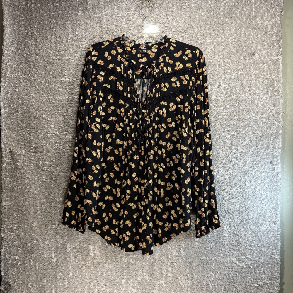 Torrid Rayon Slub Peasant Top Sunflower Floral Lace V-Neck Blouse Plus 2 2X